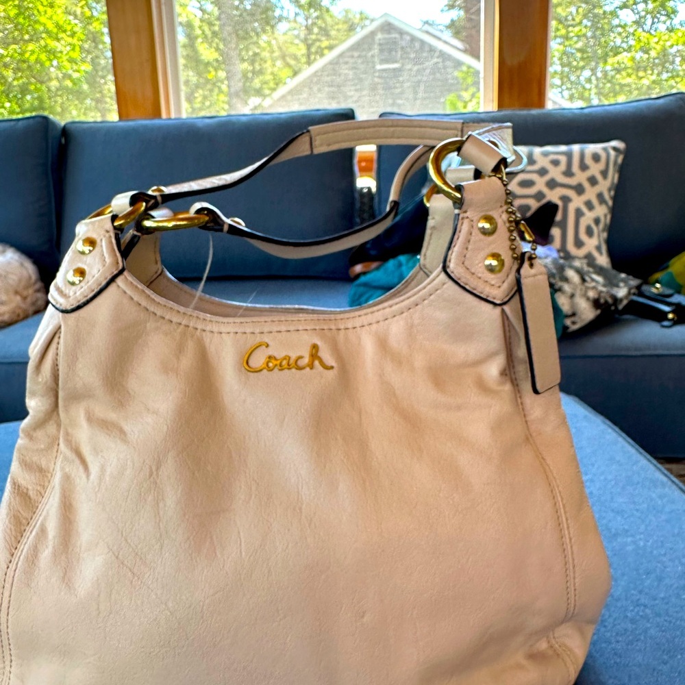 Cream leather hobo type coach handbag